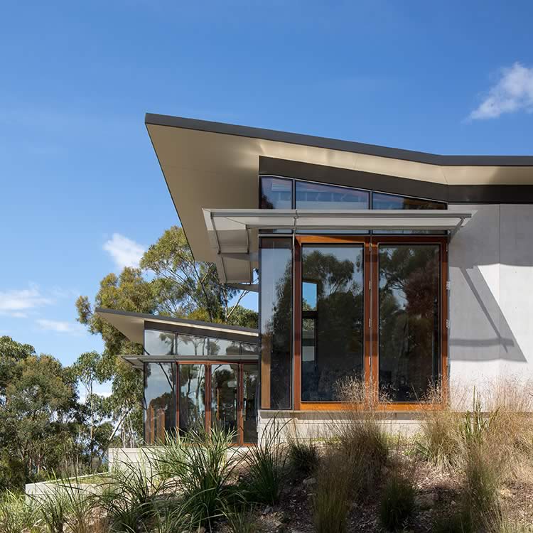 Sandy Bay, Tasmania: The main pavilion forms a one-bedroomed living wing, the second, flexible space for use as bedroom and studio, or two future studios with guest space, or future carer / rental accommodation.
