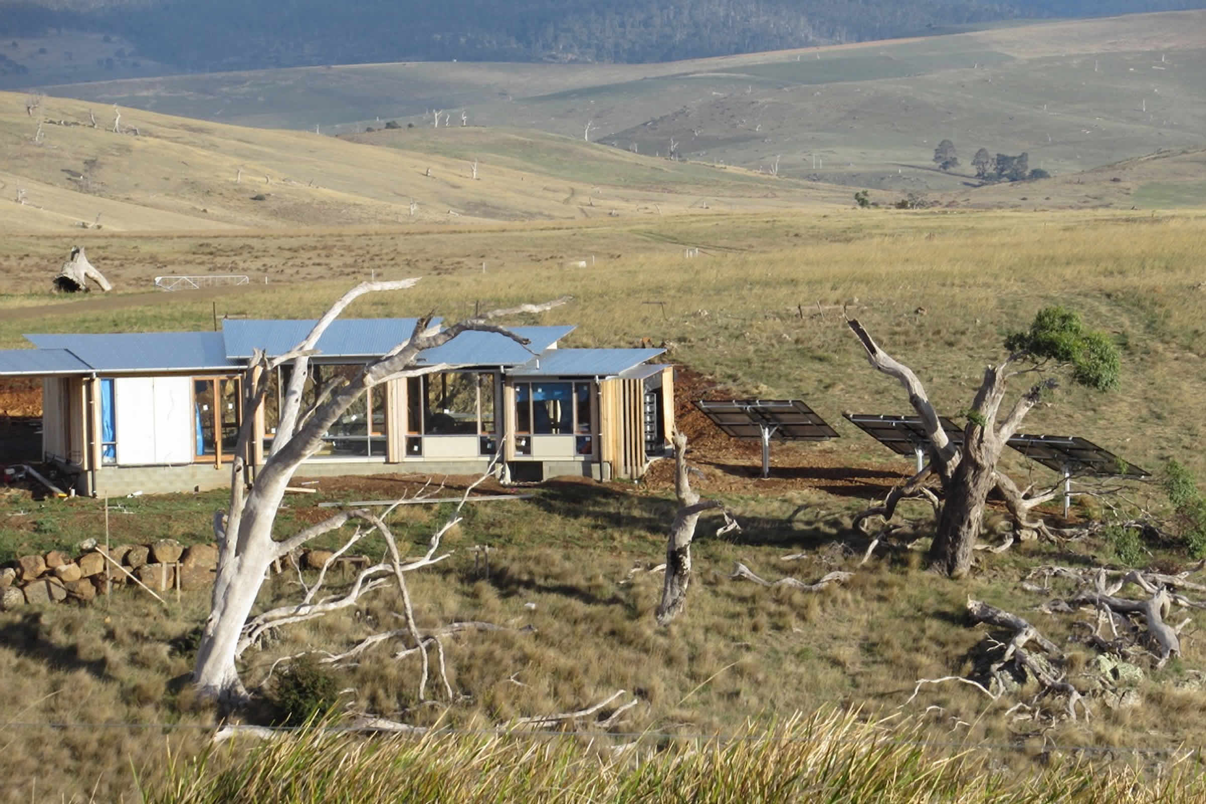 White Gum Wool, Oatlands, Tasmania: The off-grid energy efficient farmhouse has photovoltaic power and solar hot water. Hydronic floor heating and passive solar design features ensure constant year round temperature comfort.
